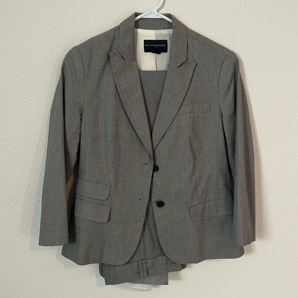 Banana Republic Suit